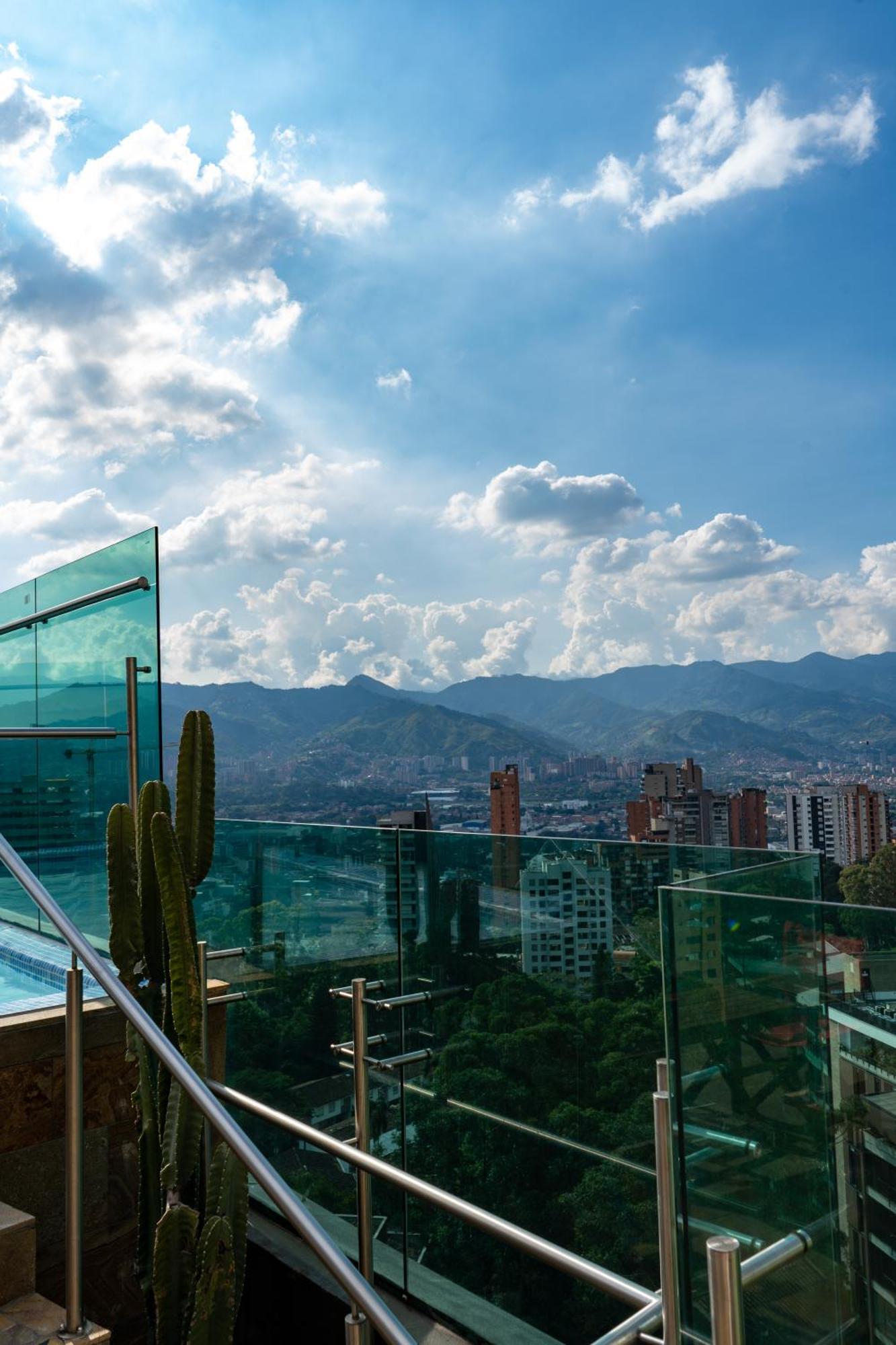 Café Hotel Medellín Esterno foto